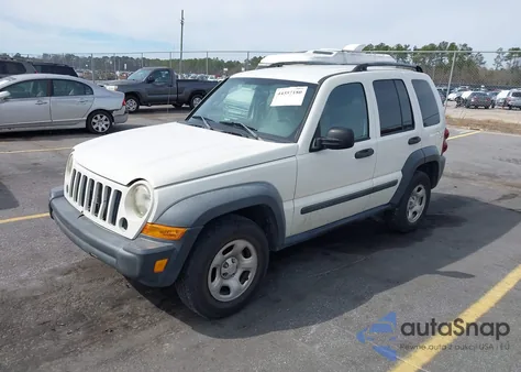 2006 Jeep Liberty Sport z USA, uszkodzony, nr VIN 1J4GK48K46W196899